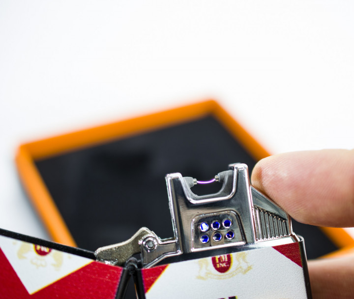 Электрозажигалка дуговая от USB (ZGP 21 Мальборо) сенсорная зажигалка на аккумуляторе