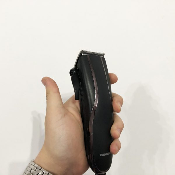 Машинка для стрижки GEMEI GM-811, профессиональная электробритва, машинка для стрижки волос проводная — изображение 8