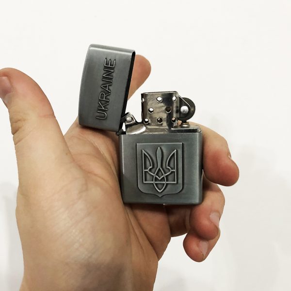 Зажигалка карманная с золотой текстурой, оригинальная зажигалка в подарок, ветрозащитная зажигалка Золото — изображение 7